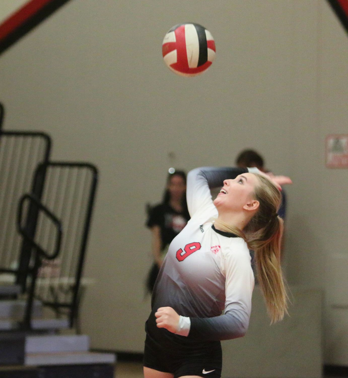 Golden Bears open season with victory over Bullpups
